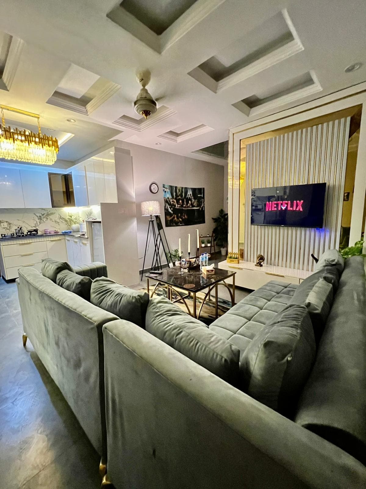 Chic Chamber — 2